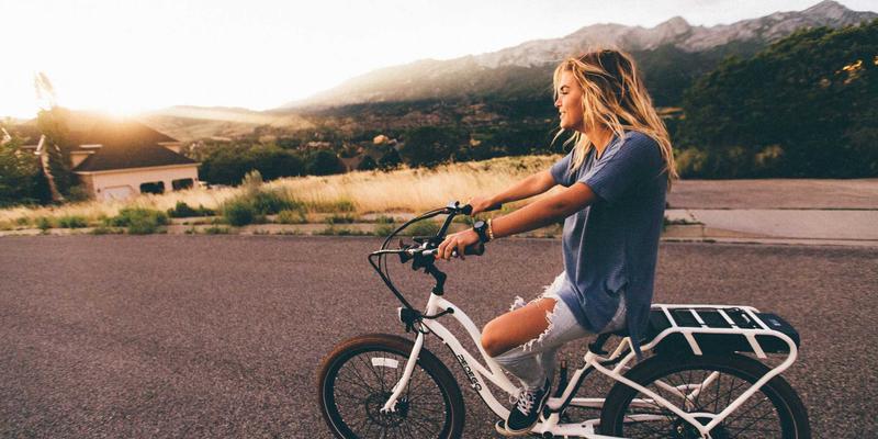 品牌设计56：创意视觉如何重塑企业形象设计的战略价值