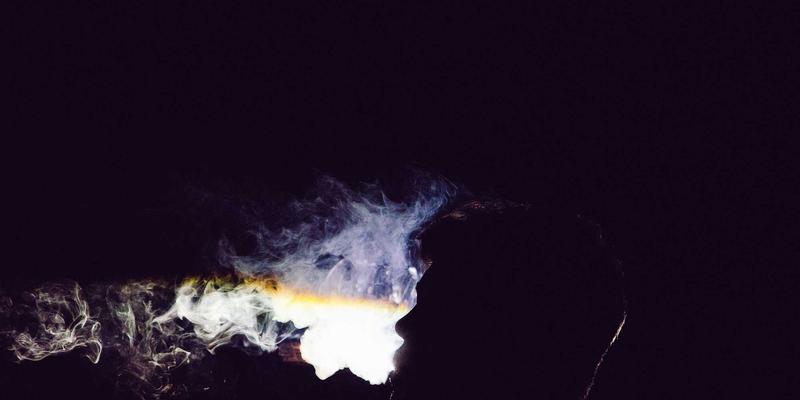 品牌设计7：视觉识别系统的革新与孟菲斯风格设计的商业实践